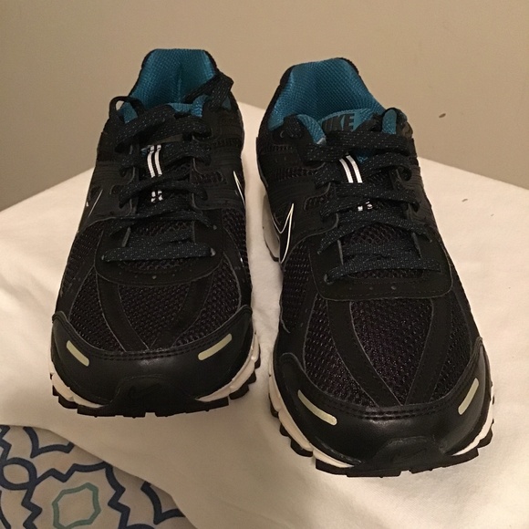 Nike Shoes - 🤫Nike’s women’s FitSole2, new cond. see pics. size 6.5, super clean/lightweigh